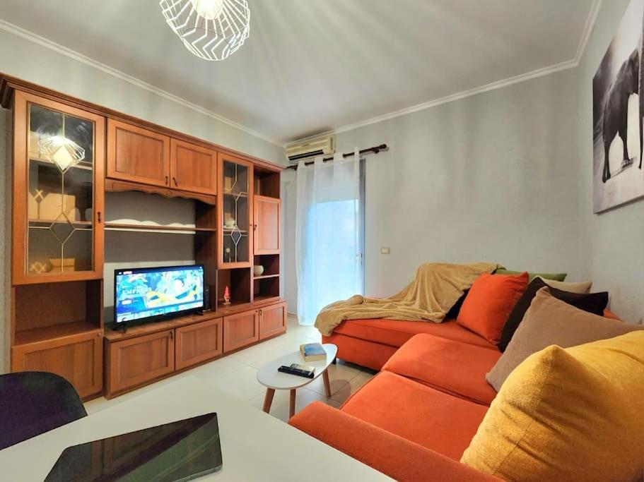 Apartamento One Bd Flat Near Center With 24H Self Check In Tirana Exterior foto